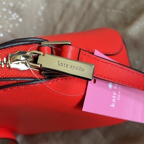 Brand New Kate Spade Genuine Saffiano Leather Zippered Dome Crossbody Purse - Picture 7 of 16